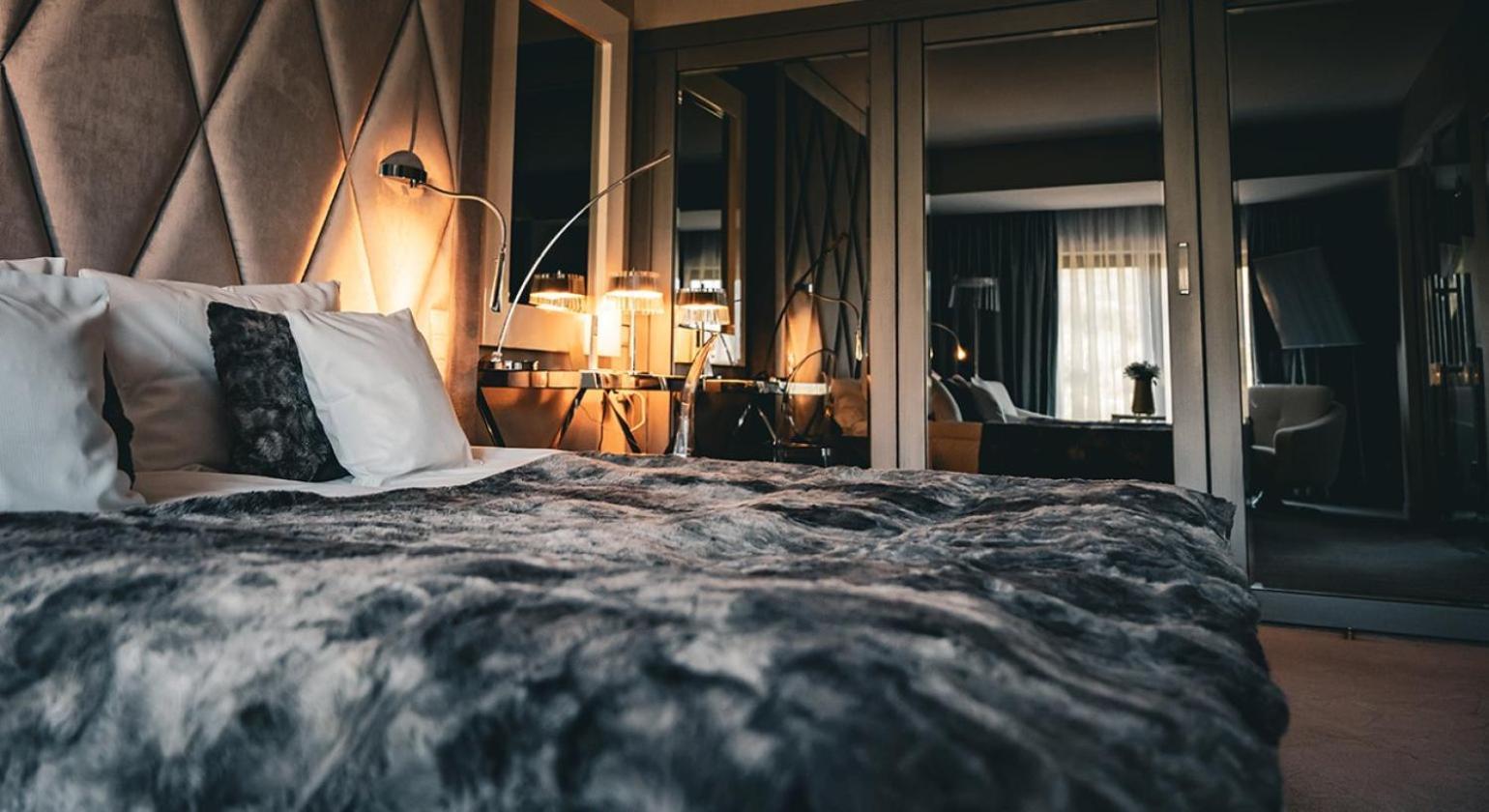 Hotel & Medi-Spa Bialy Kamien ชเวียราโดว์-สโดรยจ์ ภายนอก รูปภาพ